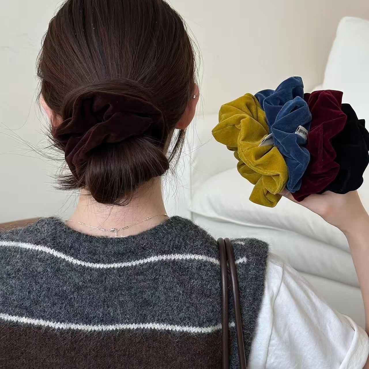 Korean-style minimalist velvet - Travel Accessories Aesthetic review and price